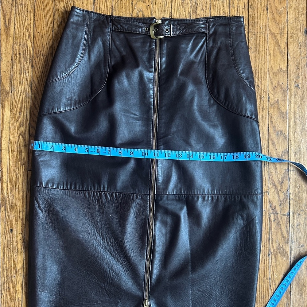 Vintage Brown Leather Skirt with Belt - Picture 4 of 7